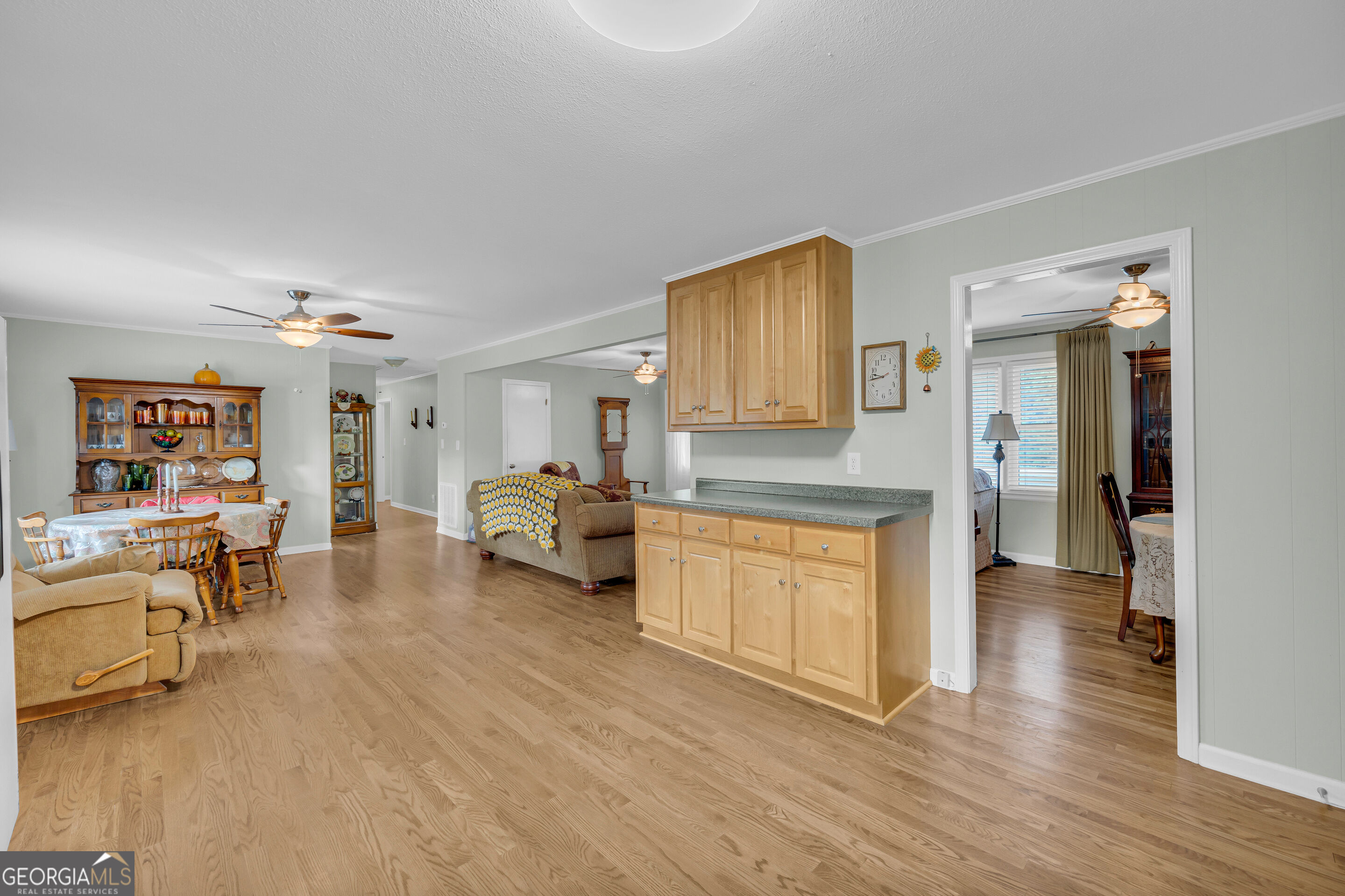 1229 Crestview Drive Property Photo 11