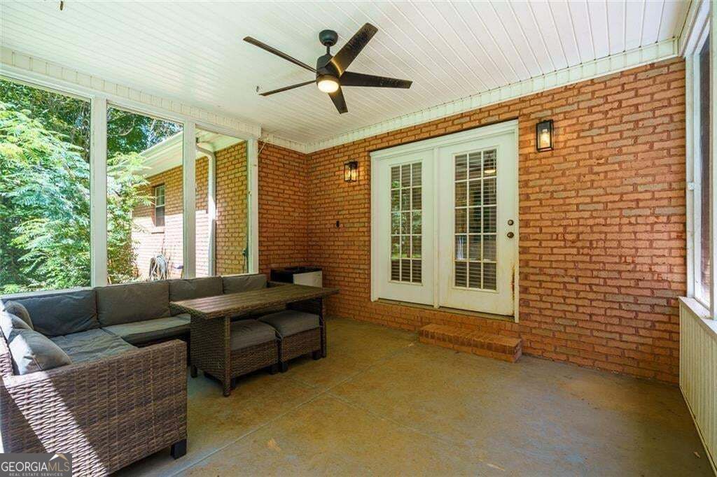 122 Keeble Creek Drive Property Photo 36