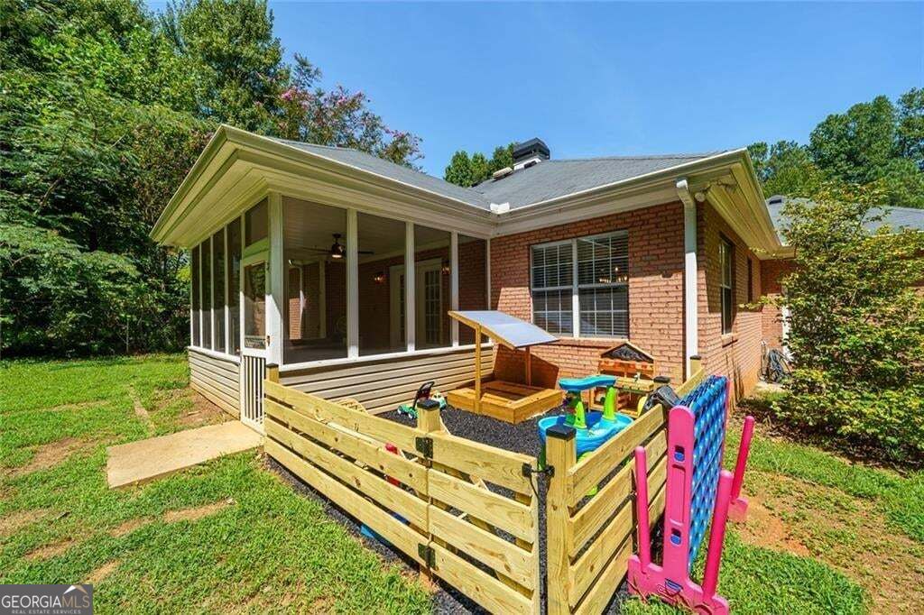 122 Keeble Creek Drive Property Photo 37