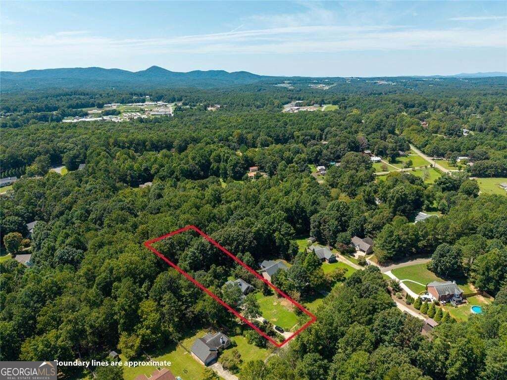 122 Keeble Creek Drive Property Photo 44