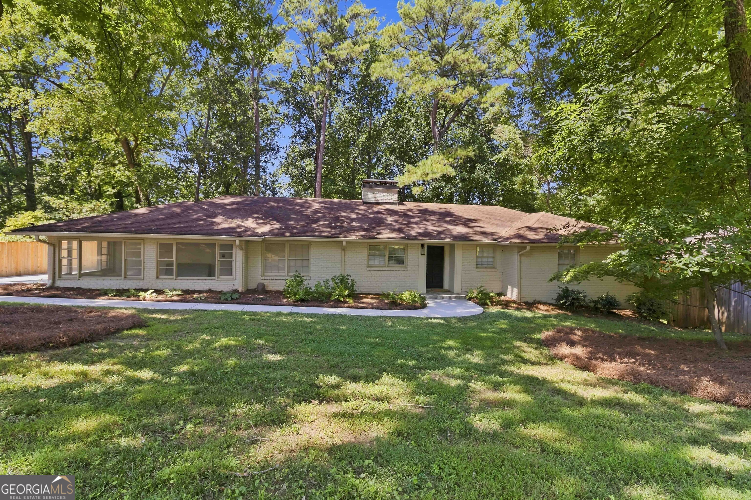 6748 Brandon Mill Road Property Photo 1