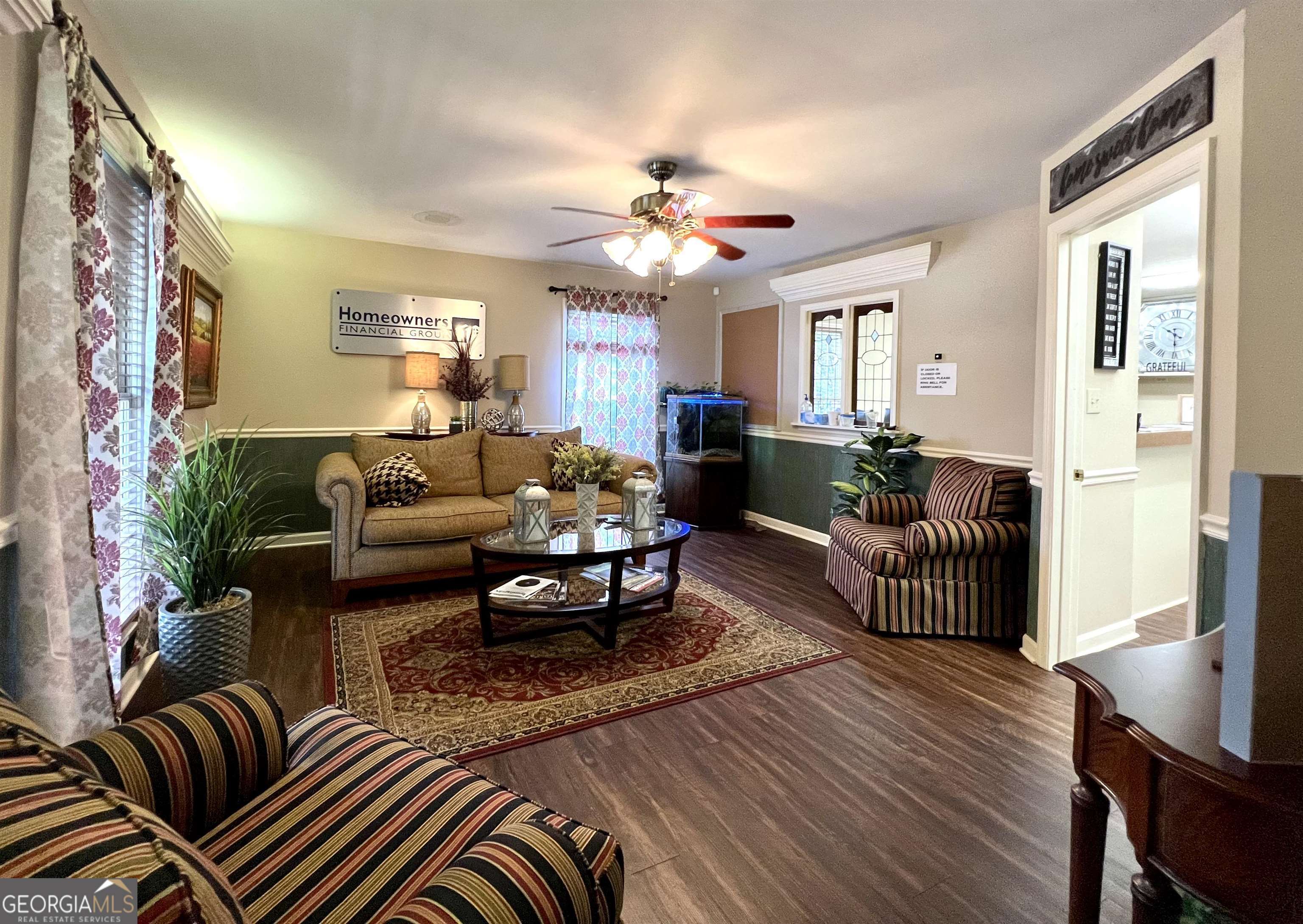 549 S Main Street Property Photo 3