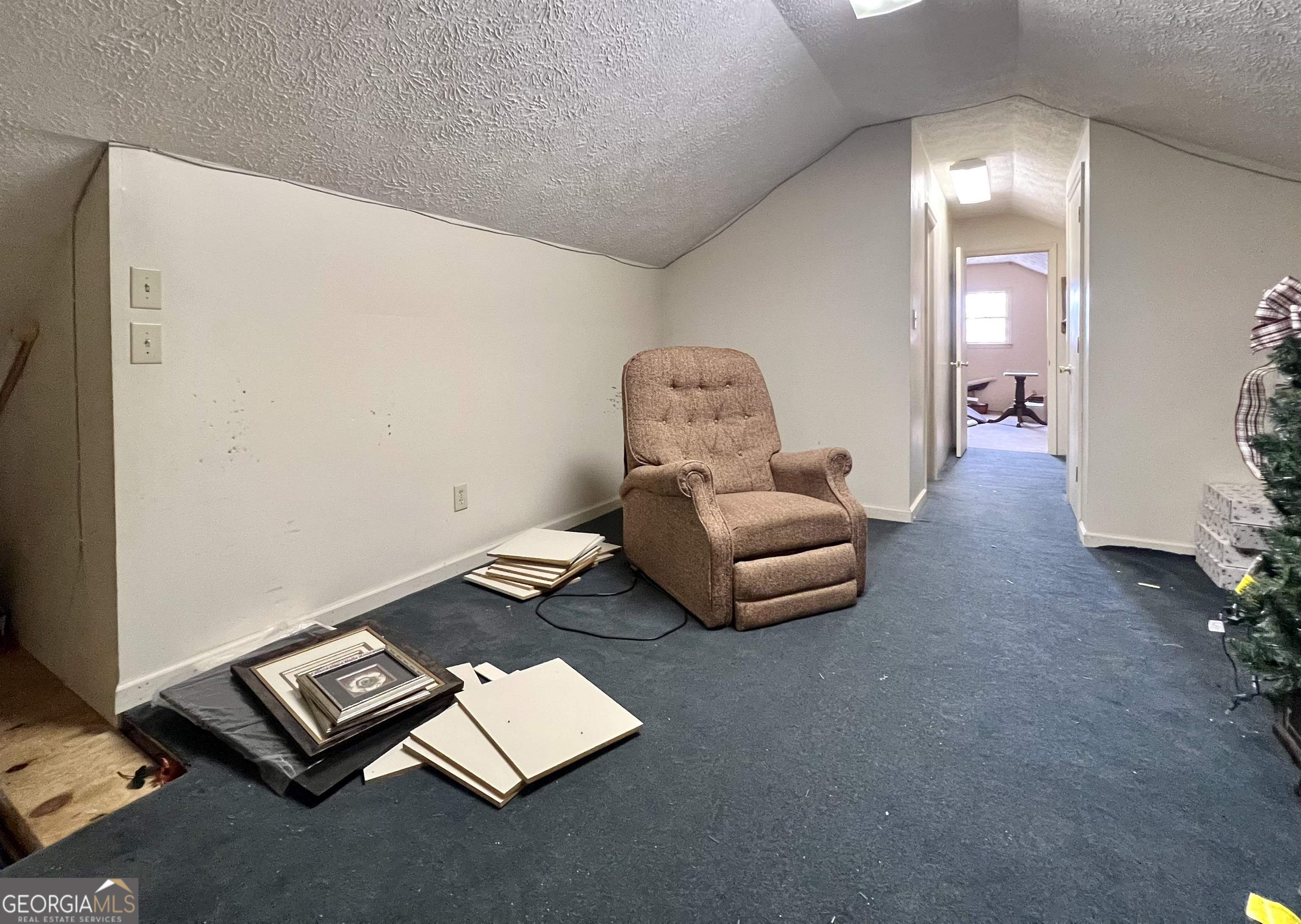 549 S Main Street Property Photo 19