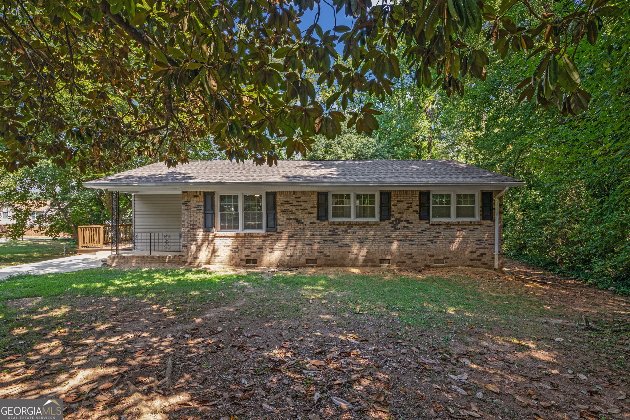 2840 Somerton Drive Property Photo 2