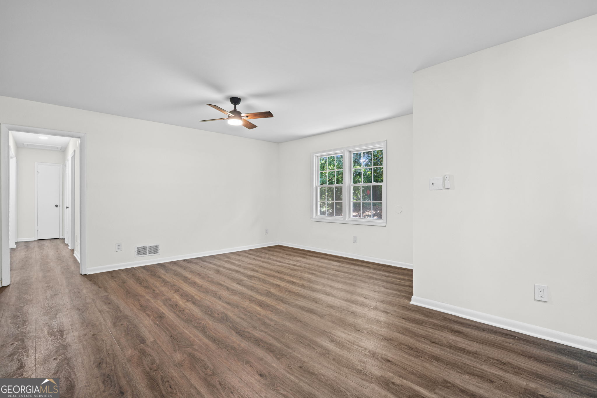 2840 Somerton Drive Property Photo 8