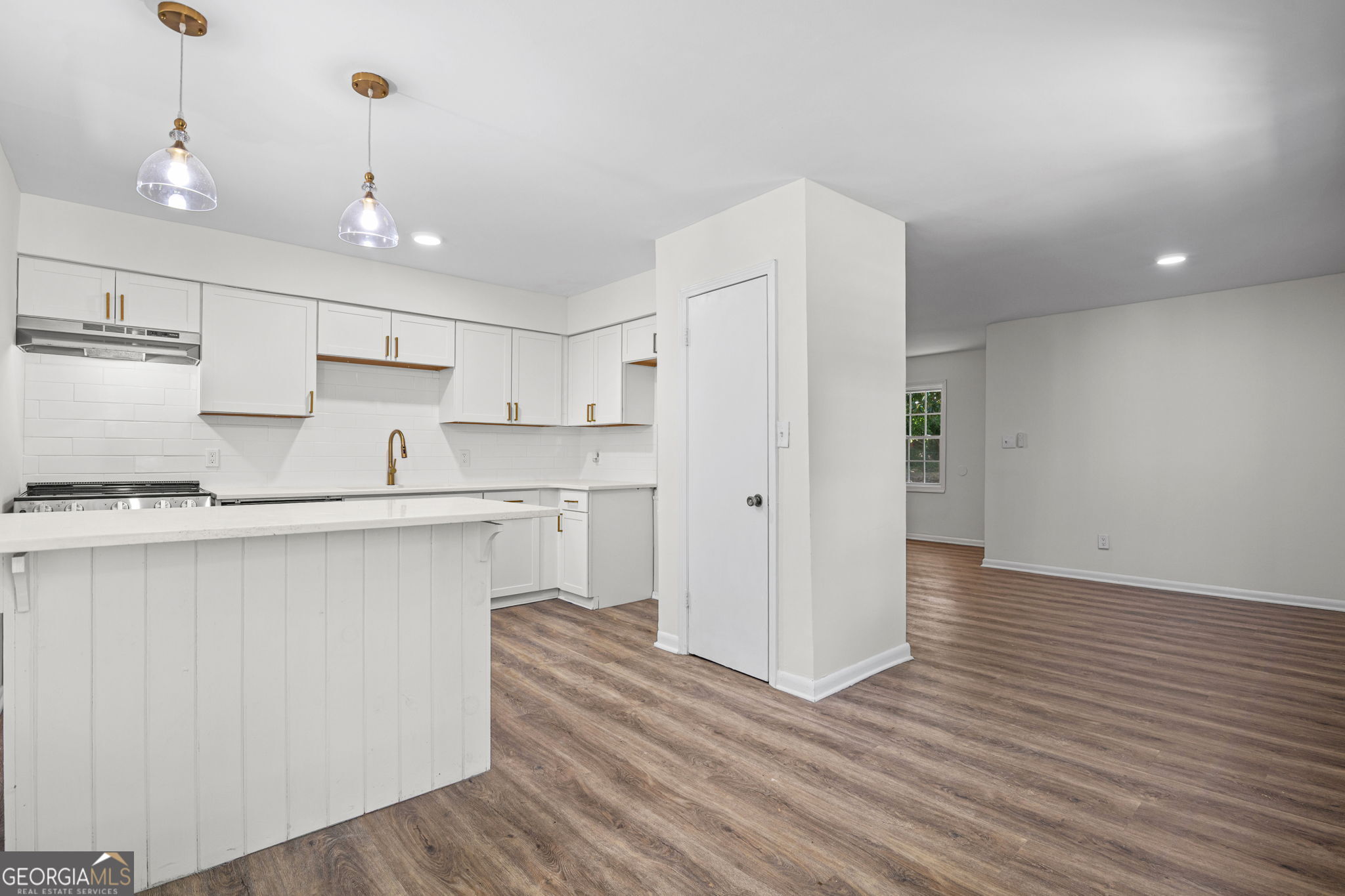 2840 Somerton Drive Property Photo 12