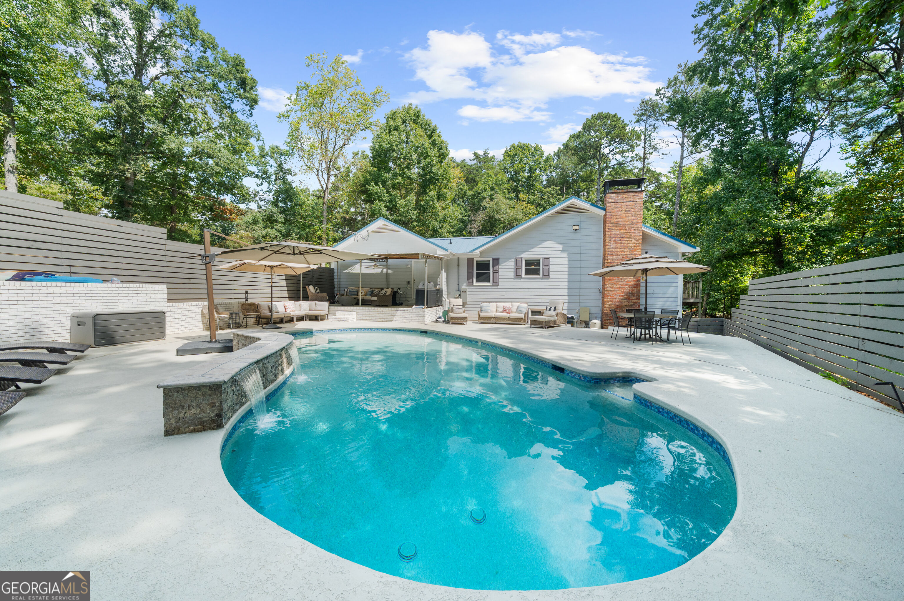 1695 Lakeside Trail Property Photo 34