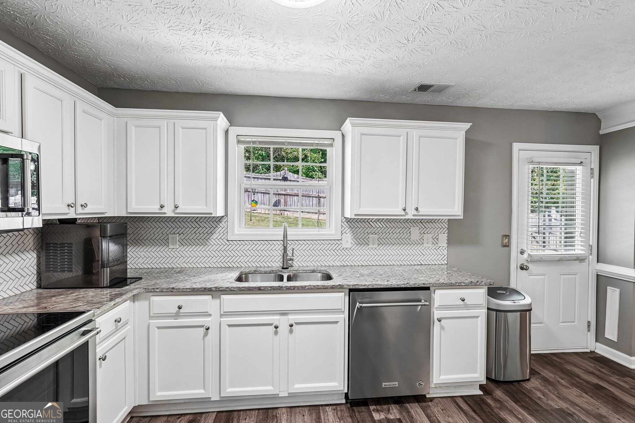 233 Arbor Creek Drive Property Photo 15