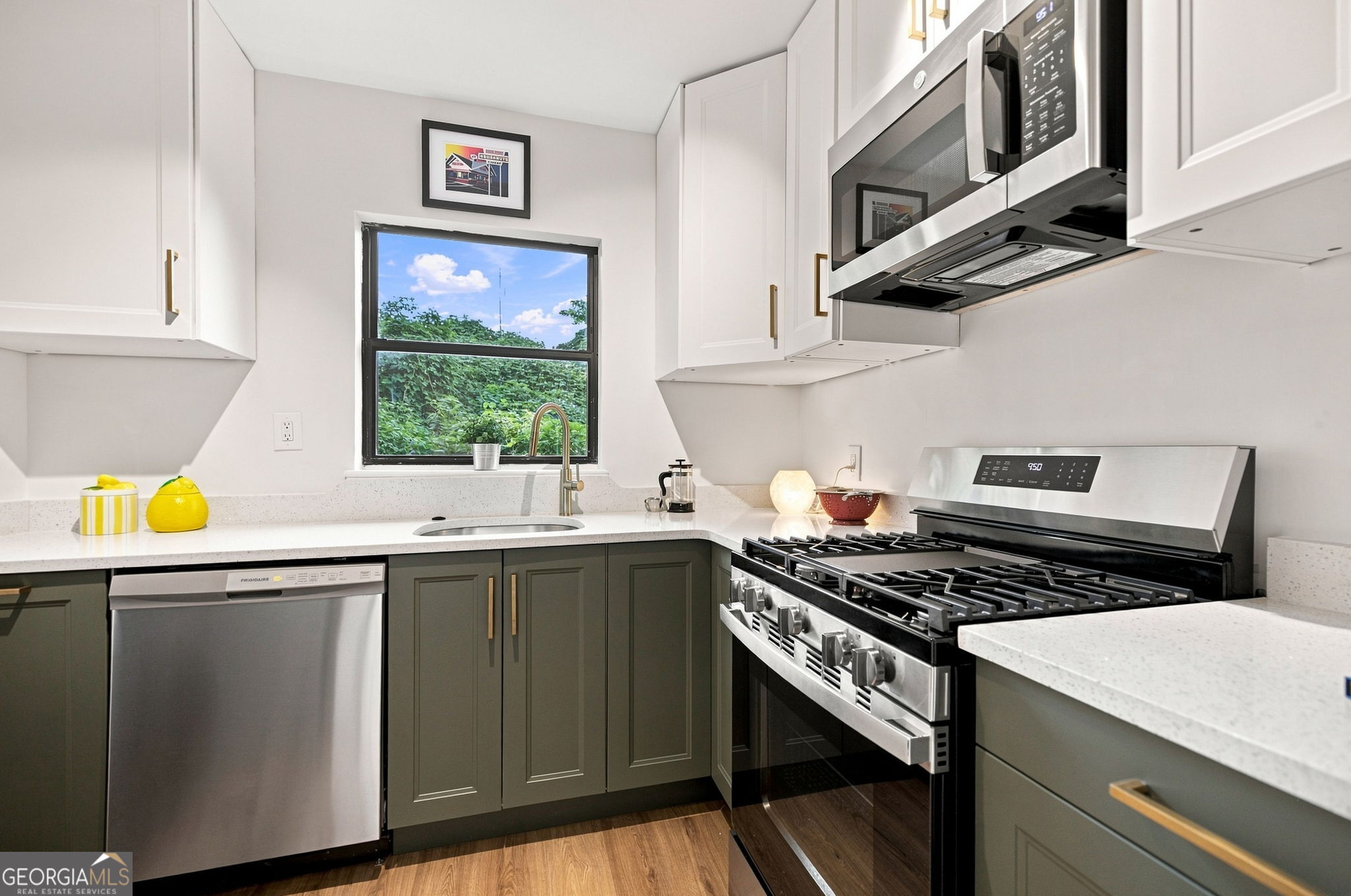 692 Argonne Avenue Ne # 2 Property Photo 6
