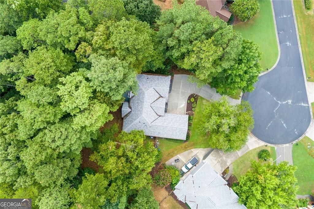 102 Legacy Court Property Photo 5