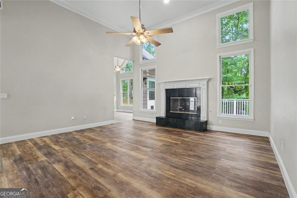 102 Legacy Court Property Photo 16