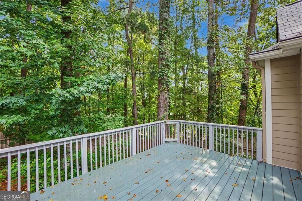 102 Legacy Court Property Photo 38