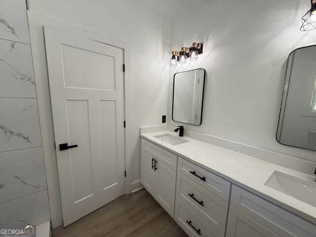 69 Easy Street Property Photo 17