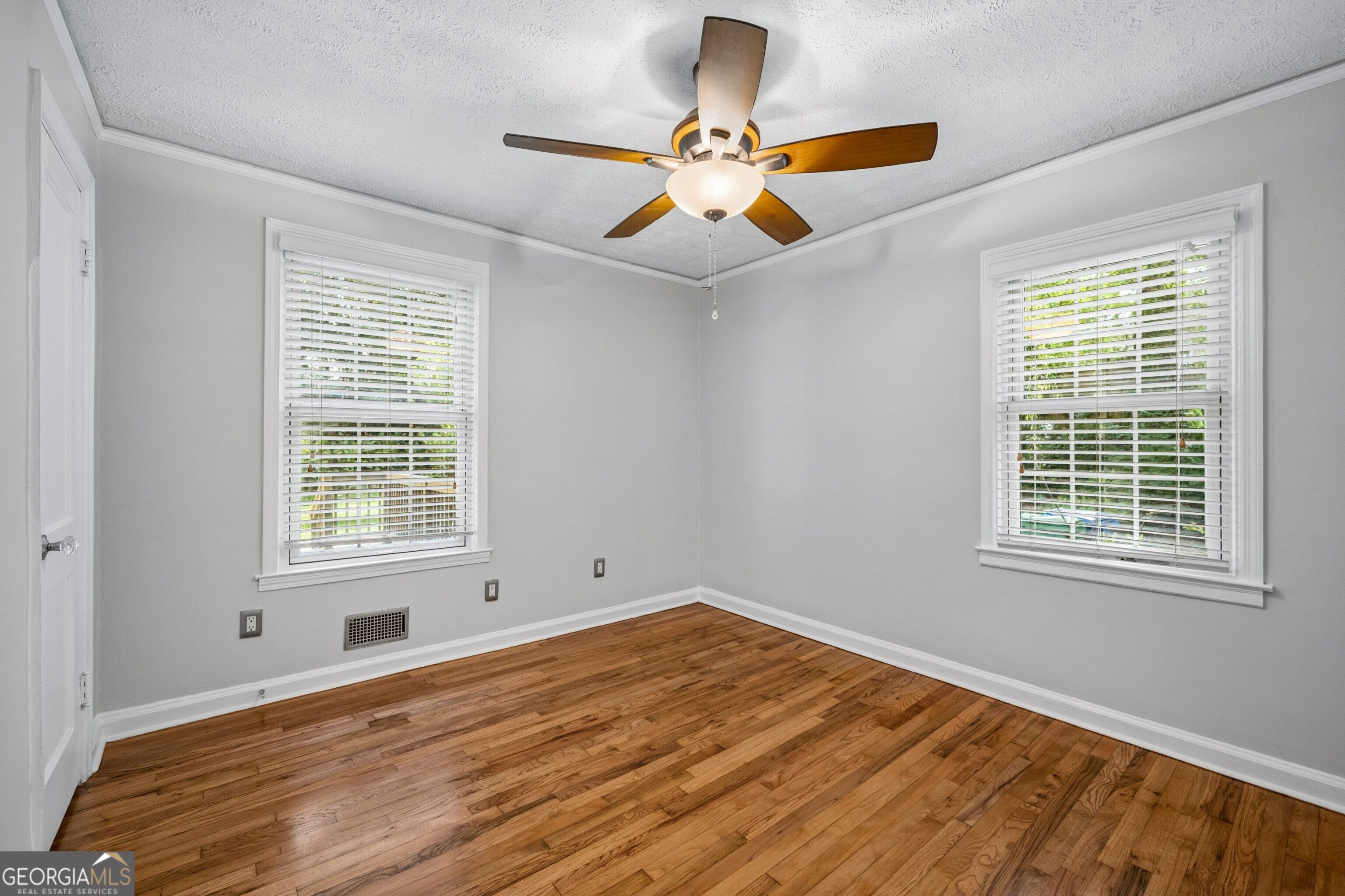1031 Shepherds Lane Property Photo 15
