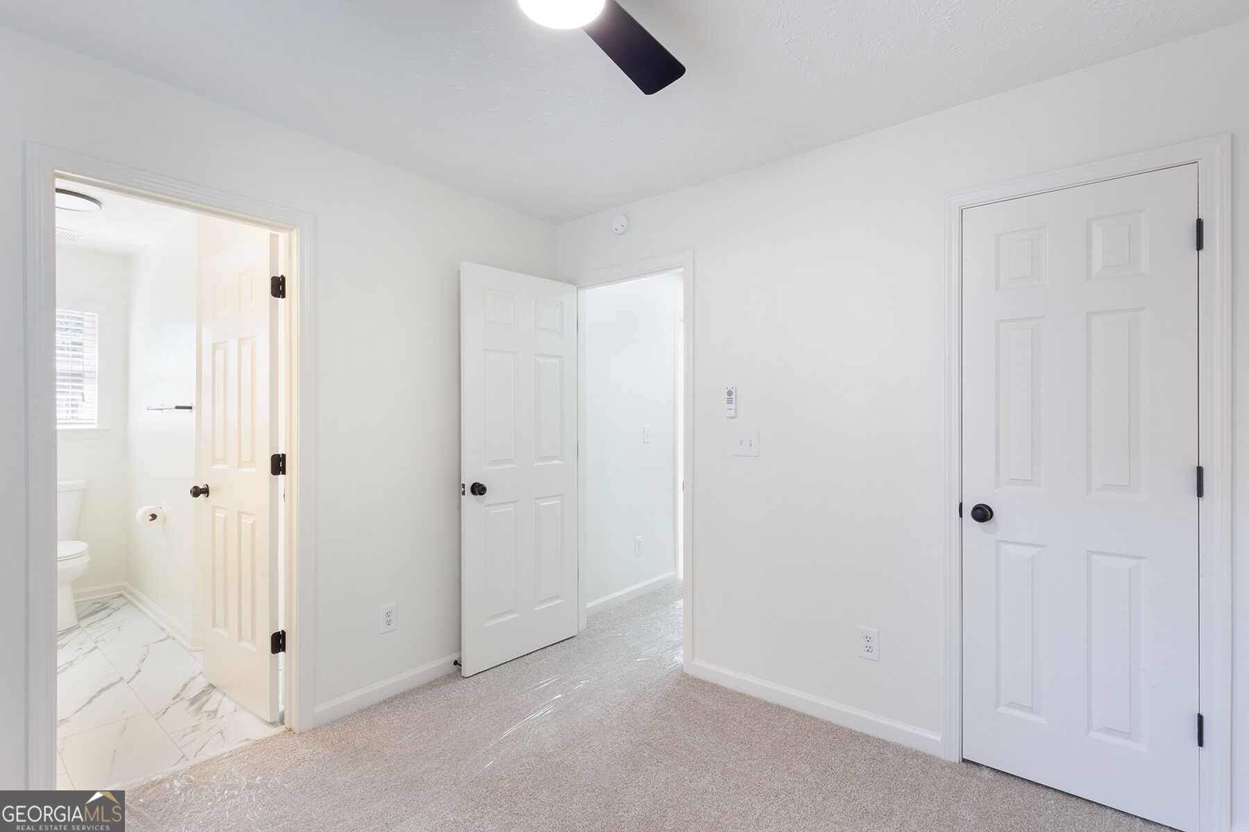 319 Sapphire Bend Property Photo 32