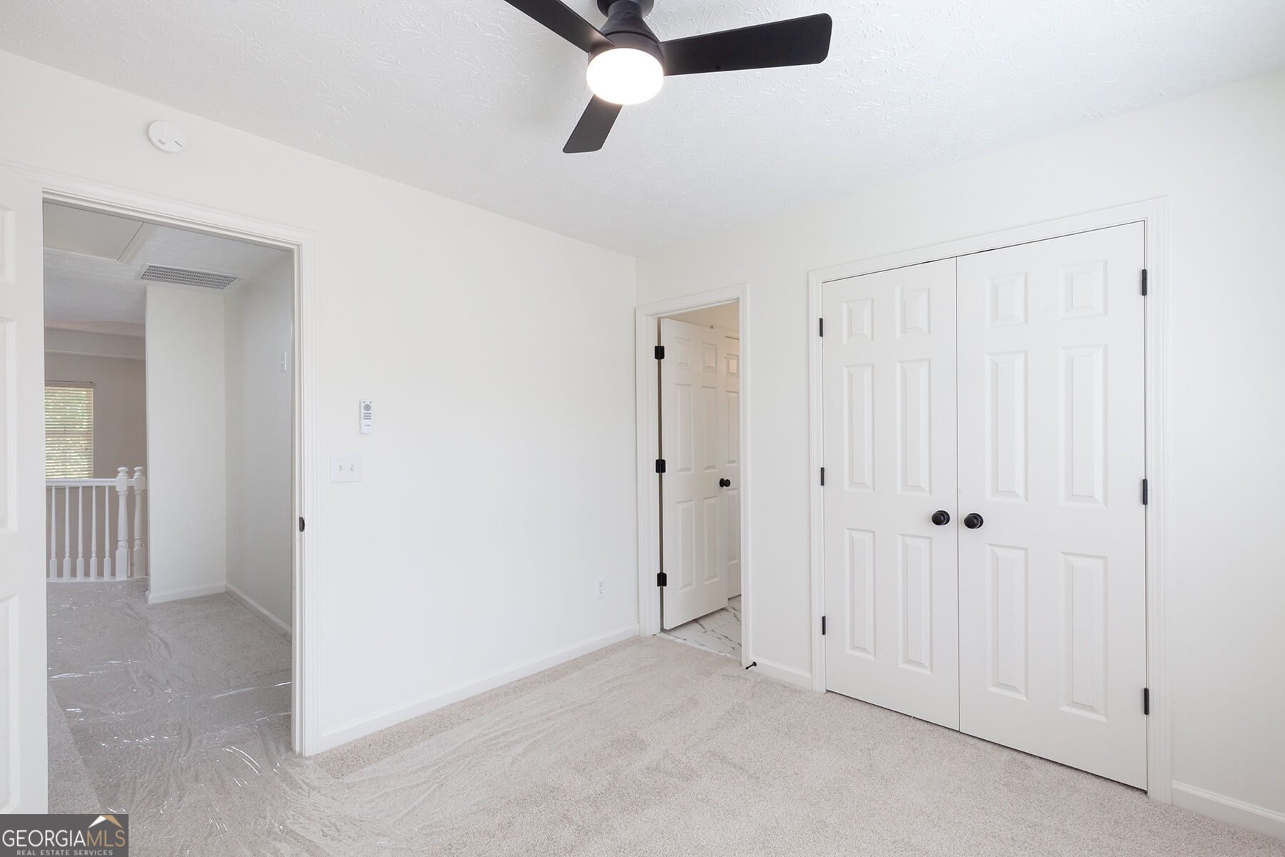 319 Sapphire Bend Property Photo 35