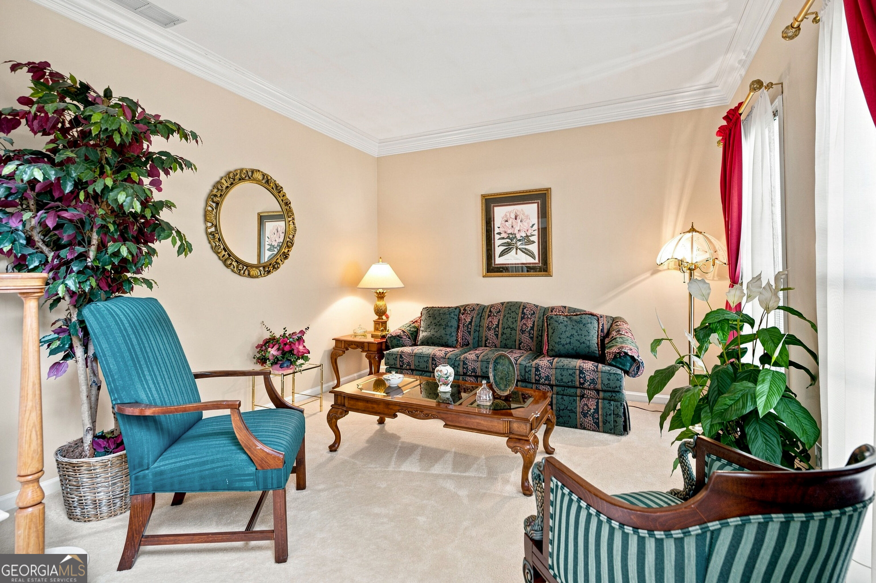 243 Harbor Pointe Drive Property Photo 4