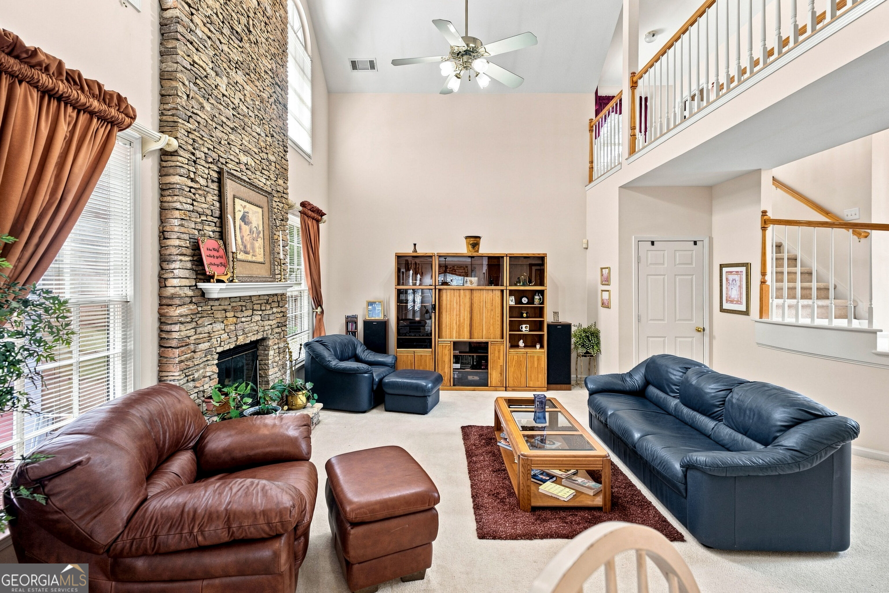 243 Harbor Pointe Drive Property Photo 10