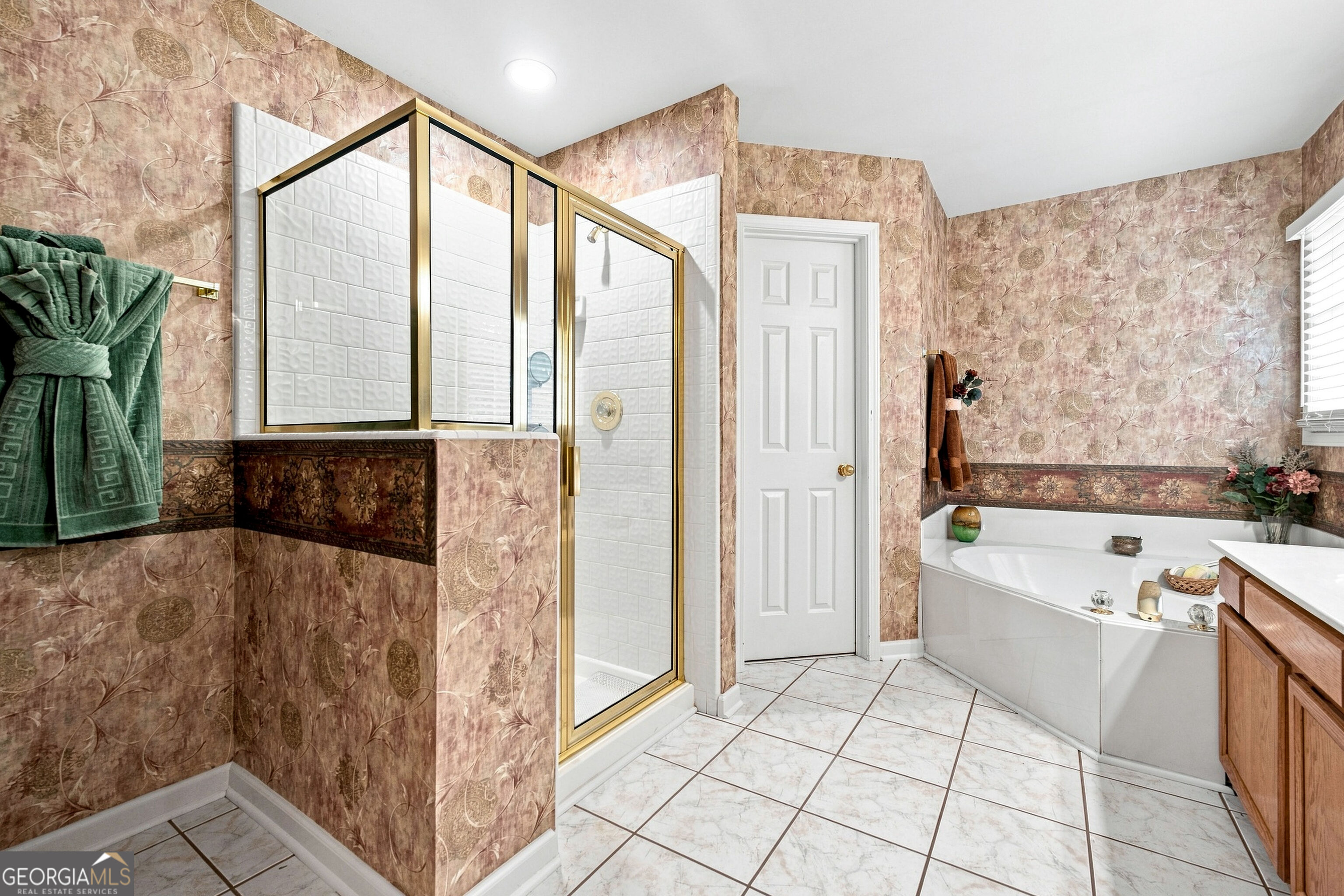 243 Harbor Pointe Drive Property Photo 40