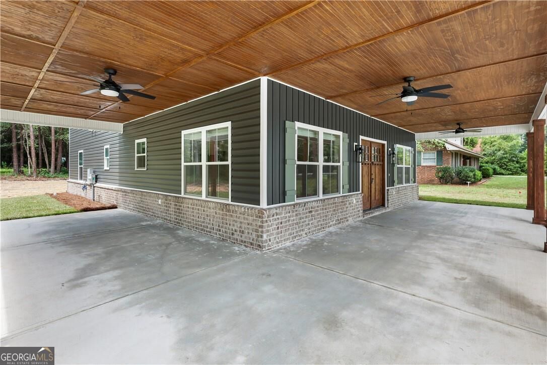 406 S Ash Street Property Photo 33