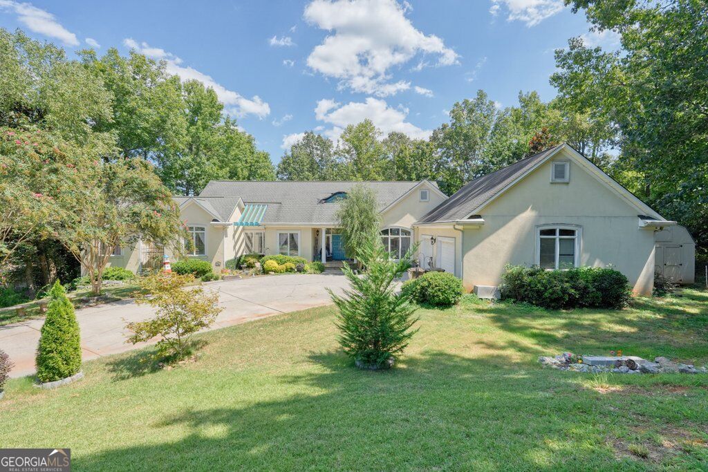 21 Rocky Circle NE Property Photo 1