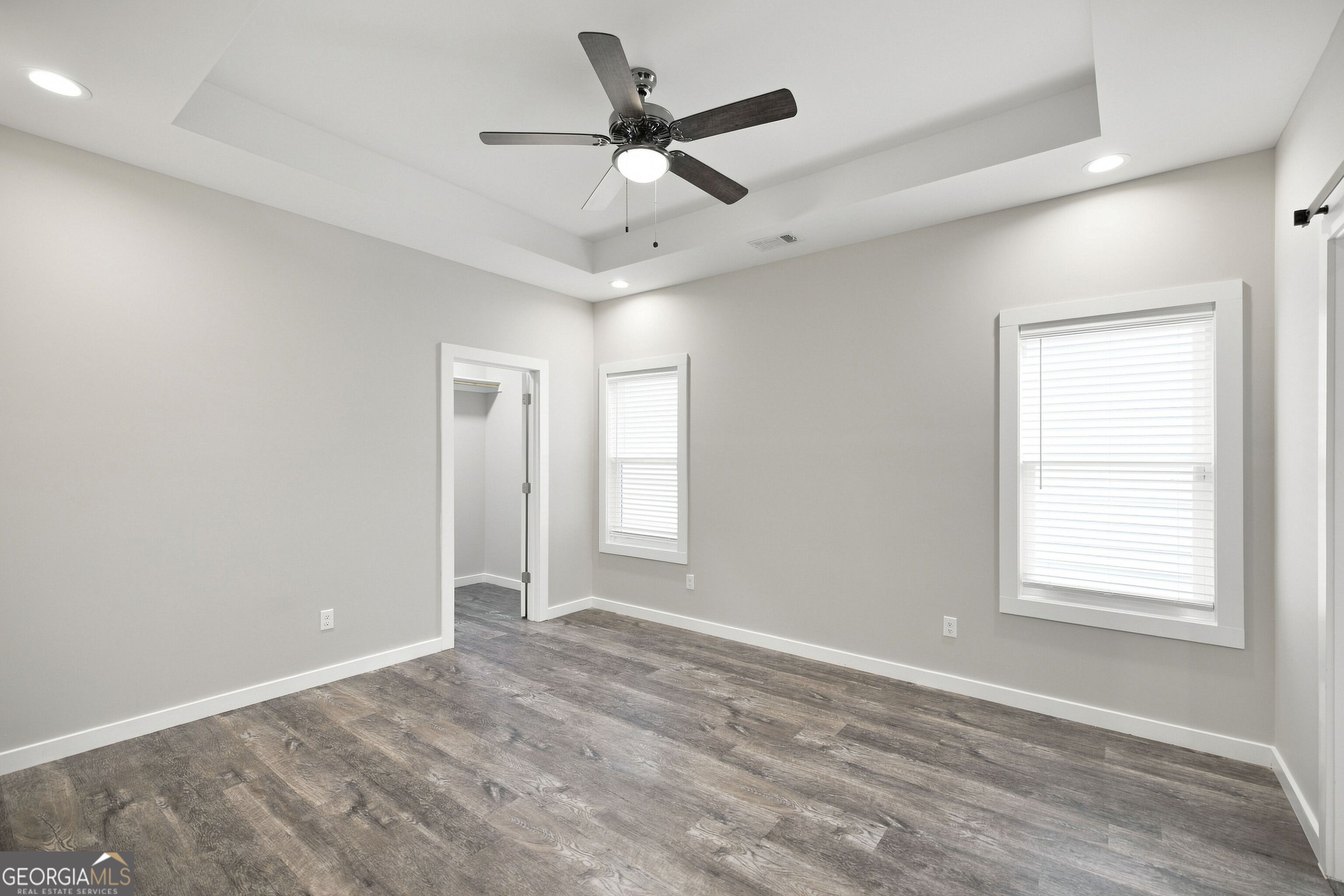 110 Leisure Pointe Cove Property Photo 18