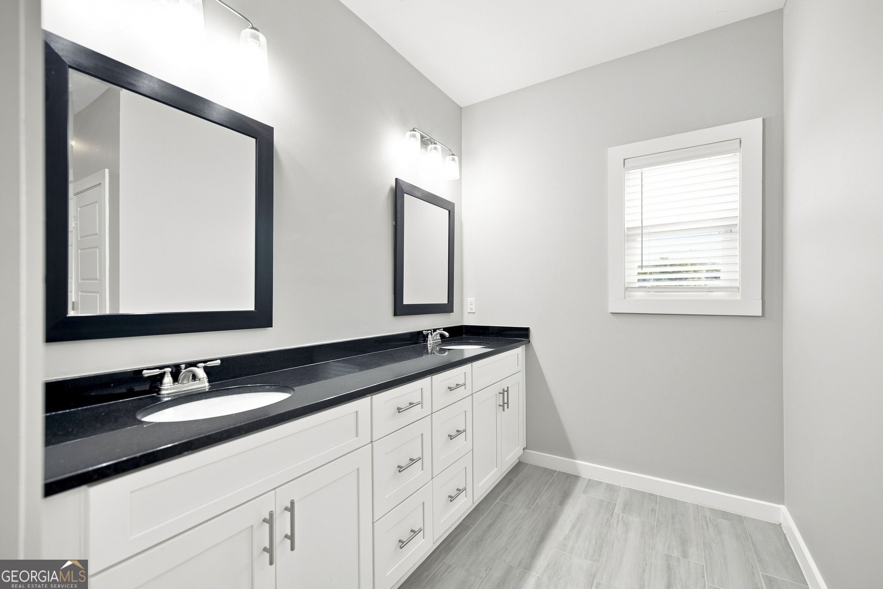 110 Leisure Pointe Cove Property Photo 21
