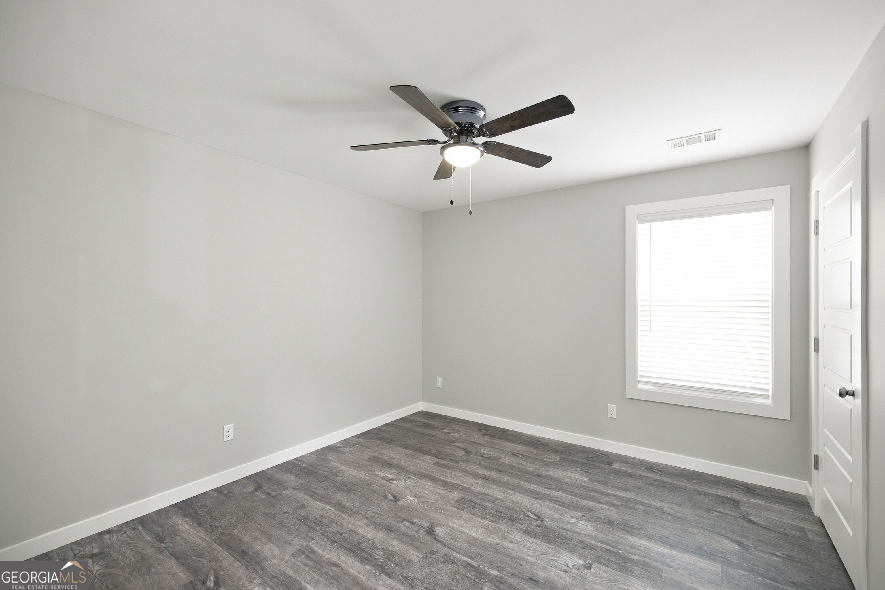 110 Leisure Pointe Cove Property Photo 24