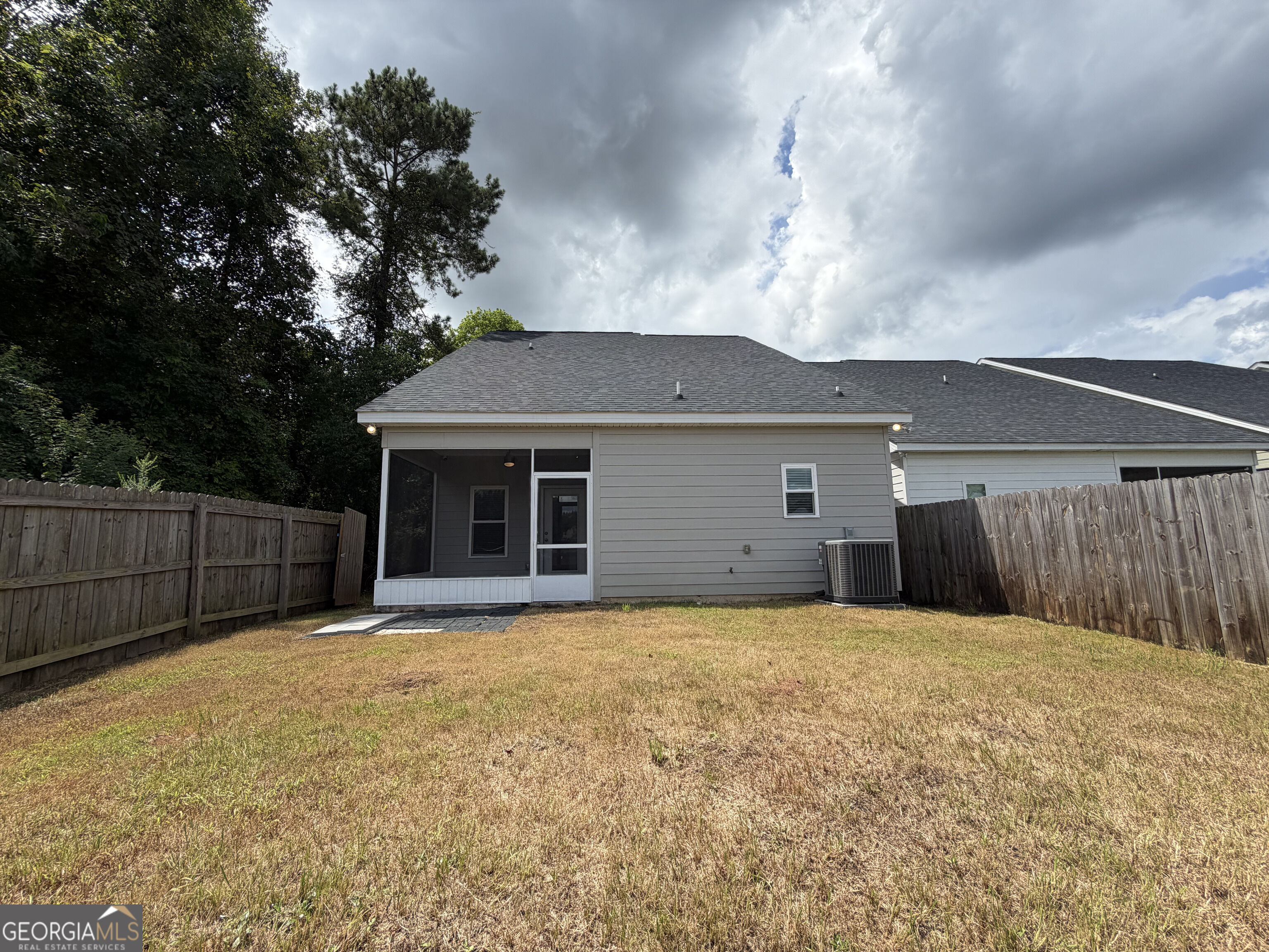 110 Leisure Pointe Cove Property Photo 29
