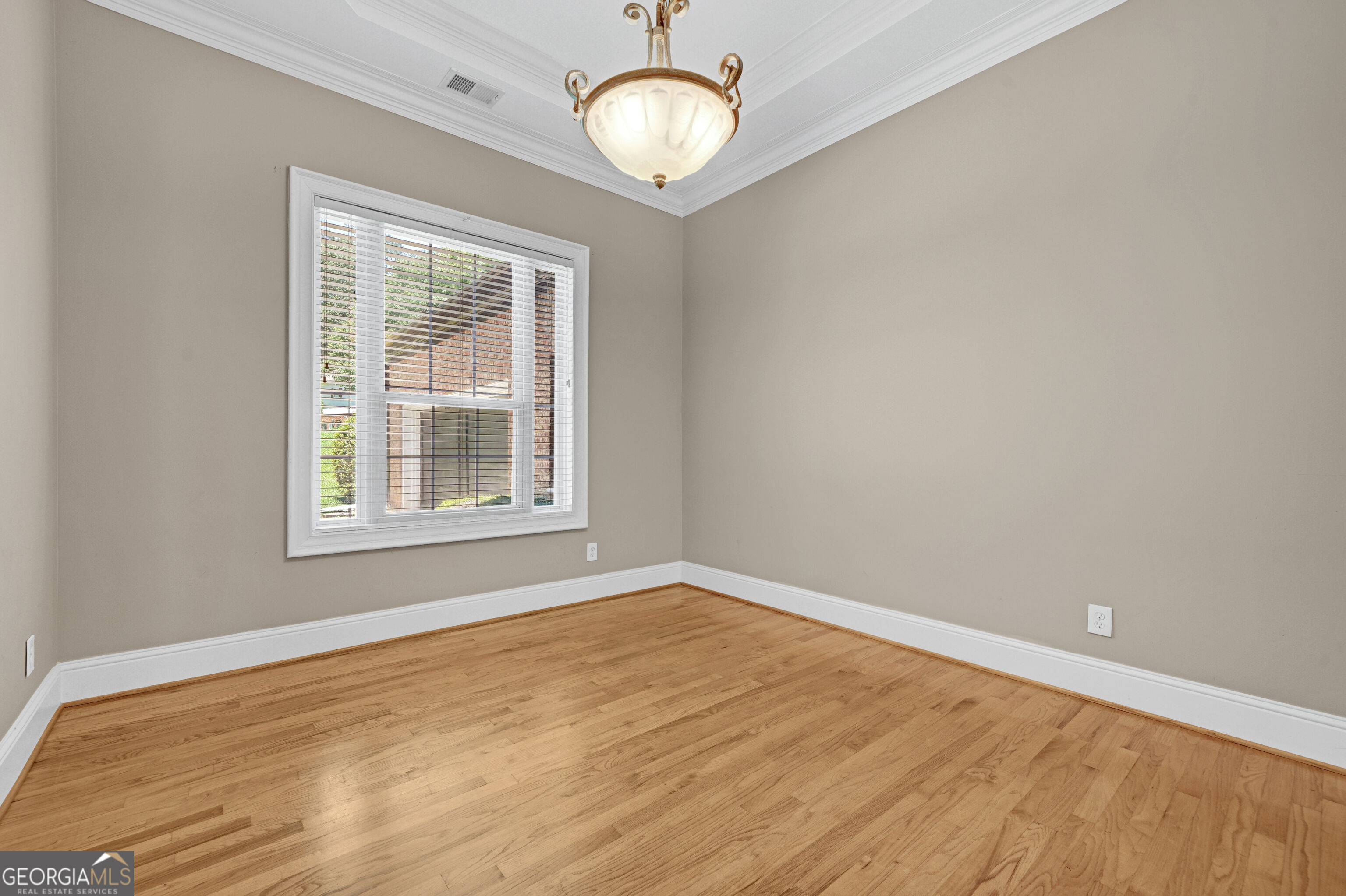 1566 Greyson Ridge Property Photo 3