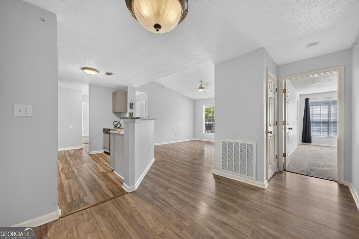 6308 Primrose Path Property Photo 7