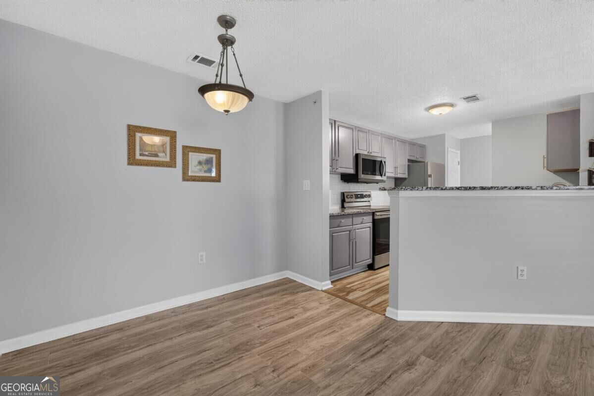 6308 Primrose Path Property Photo 8