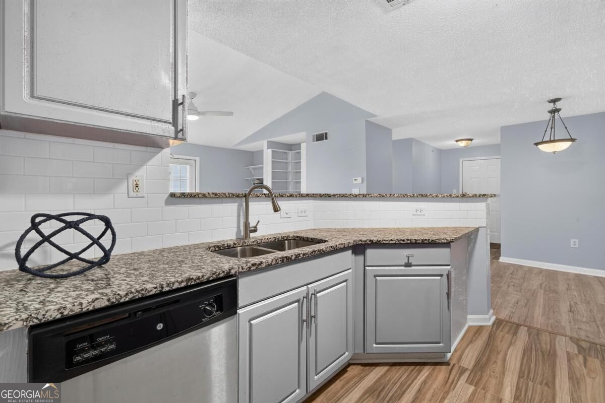 6308 Primrose Path Property Photo 17