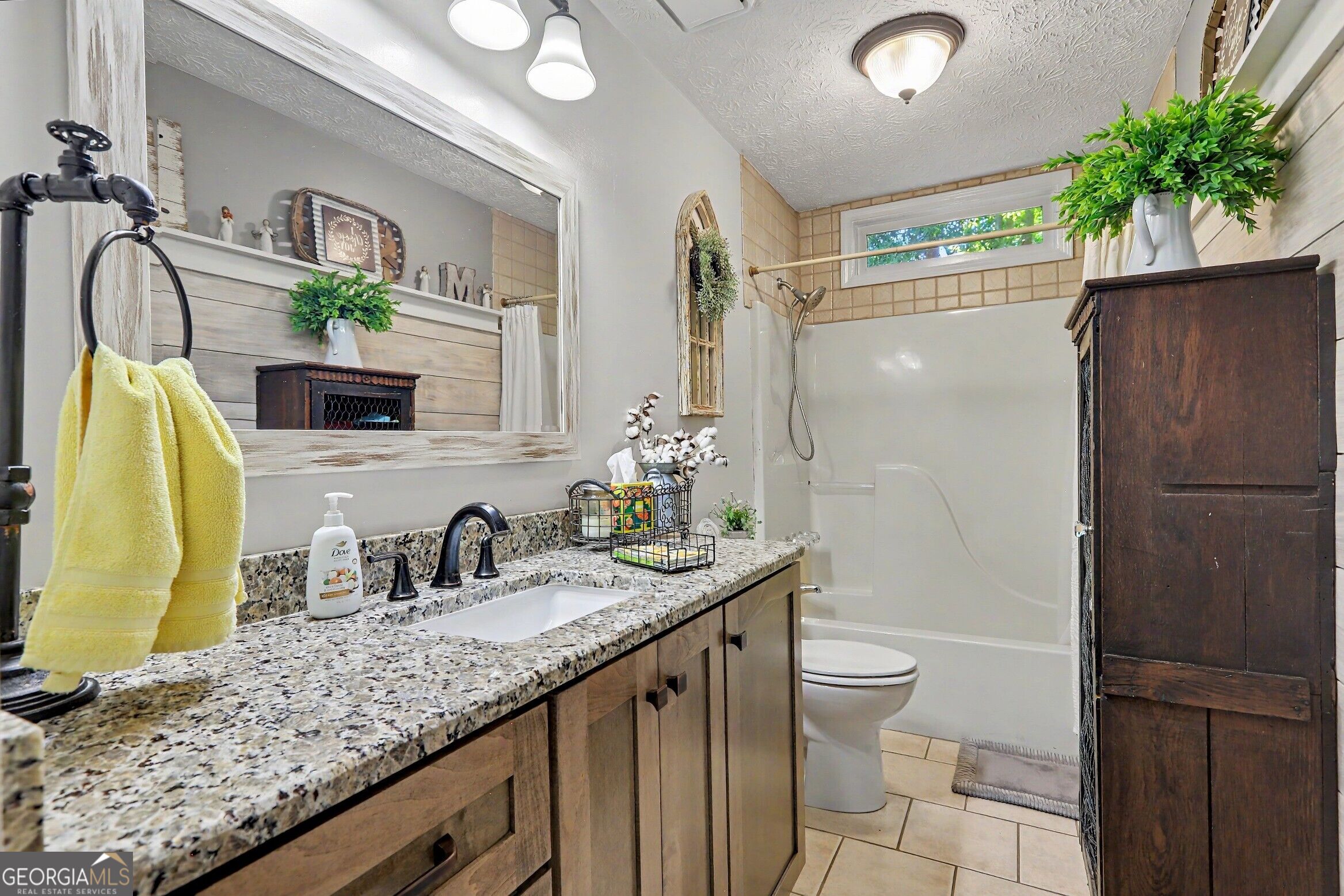 305 Hillview Road Property Photo 11