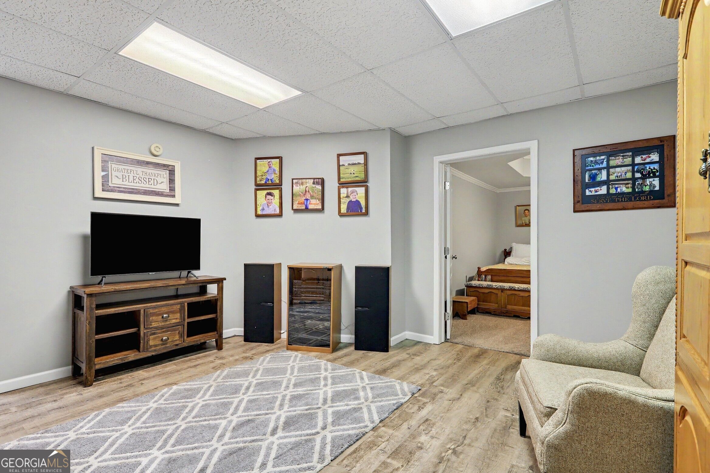 305 Hillview Road Property Photo 16