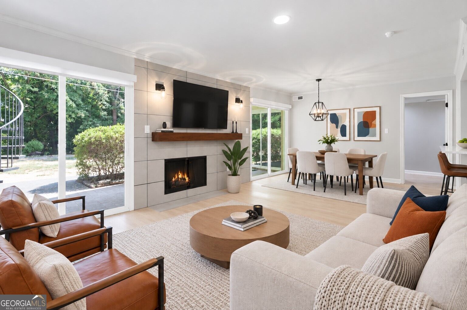 5400 Roswell Road # N6 Property Photo 1