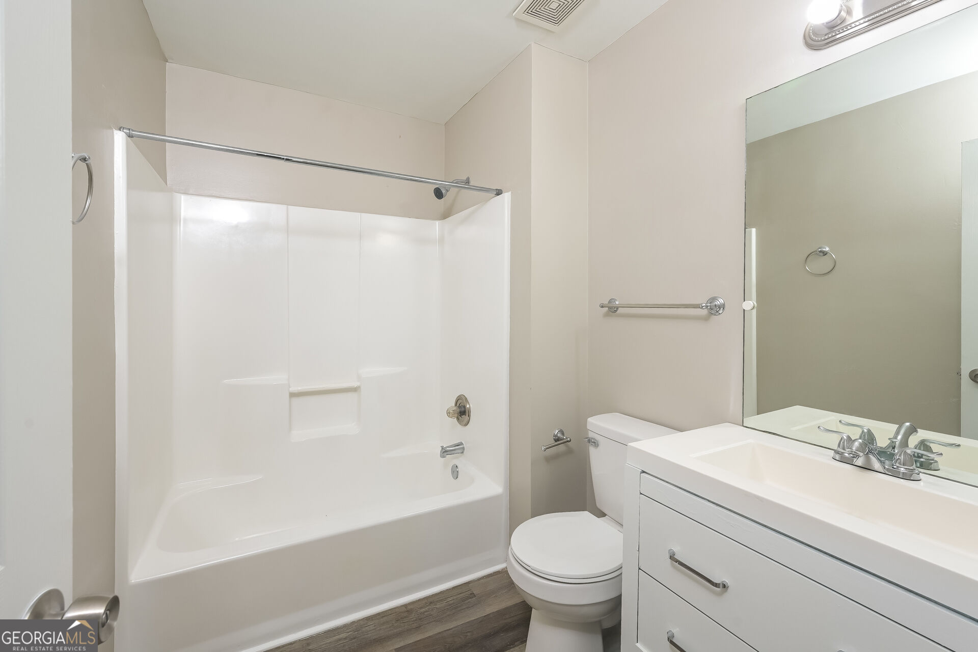 4139 Valley Glen Property Photo 11