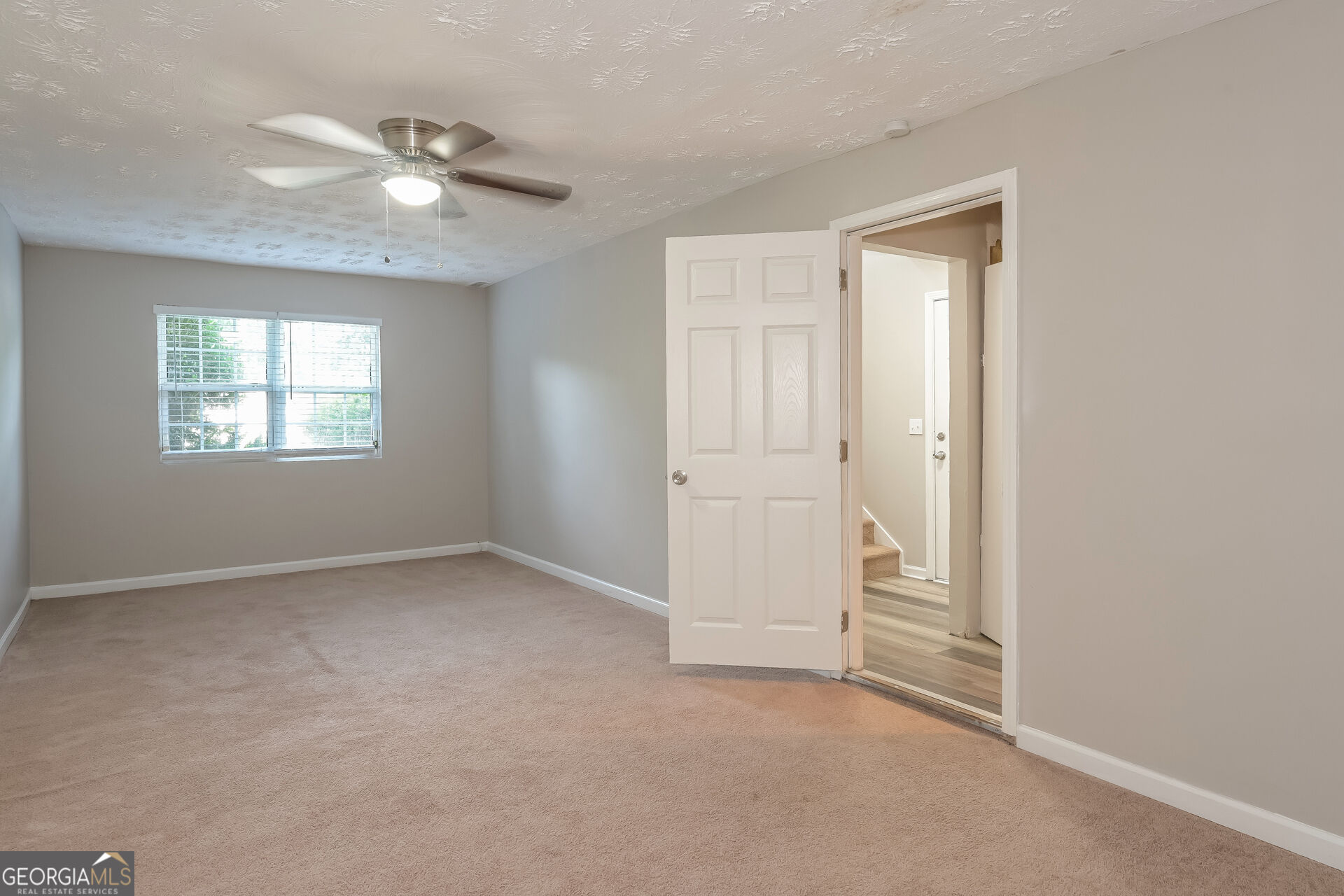 4139 Valley Glen Property Photo 16