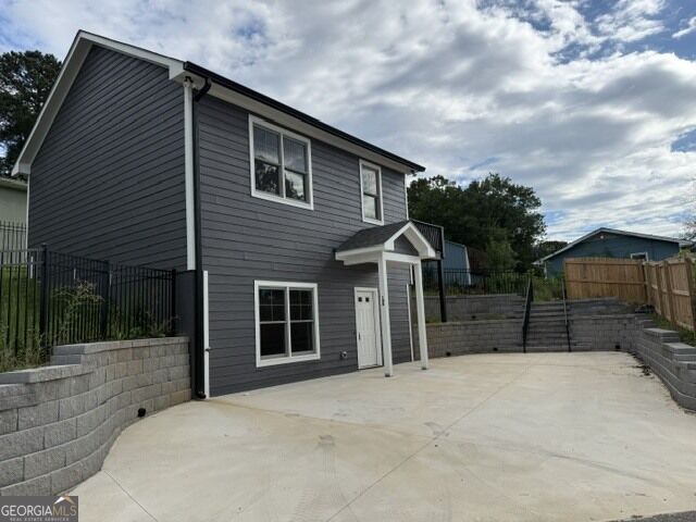 180 Lowry Street Property Photo 1