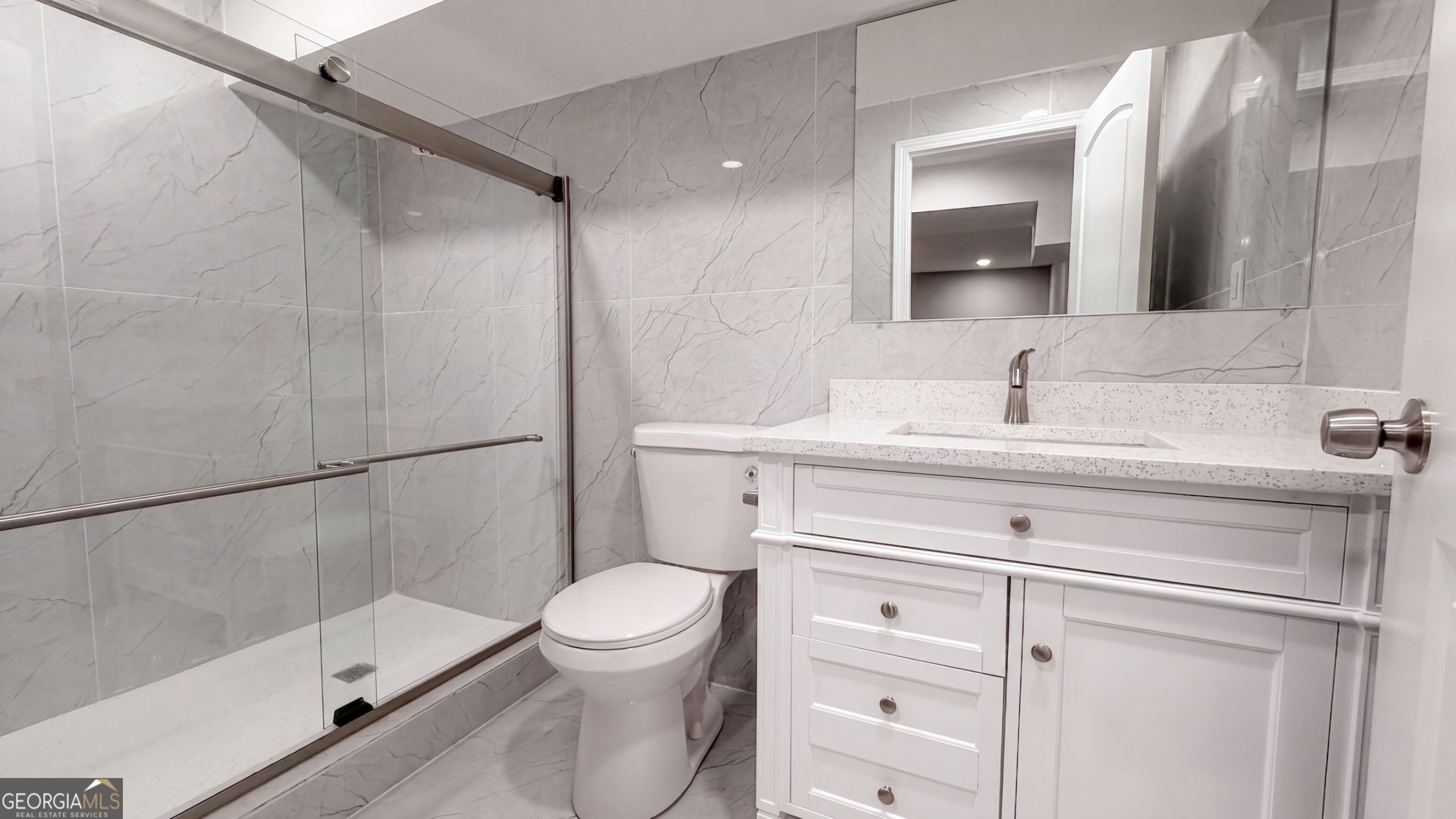 368 Nottingham Way Sw Property Photo 8