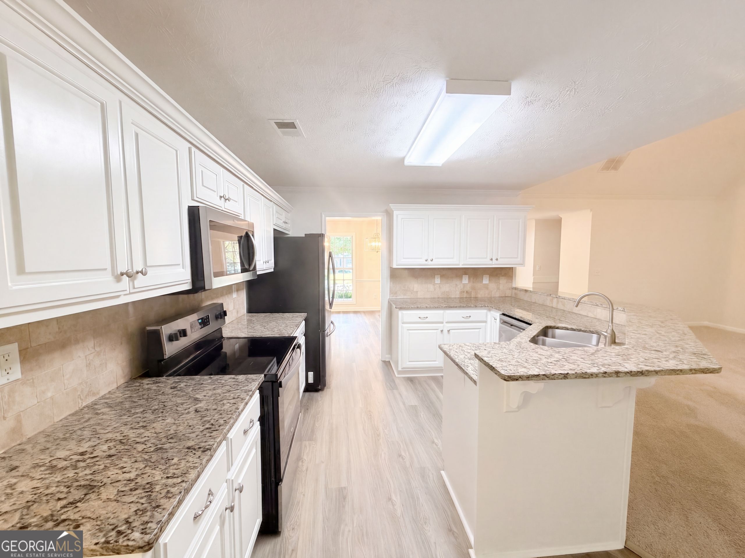 2050 Windfield Drive Property Photo 8