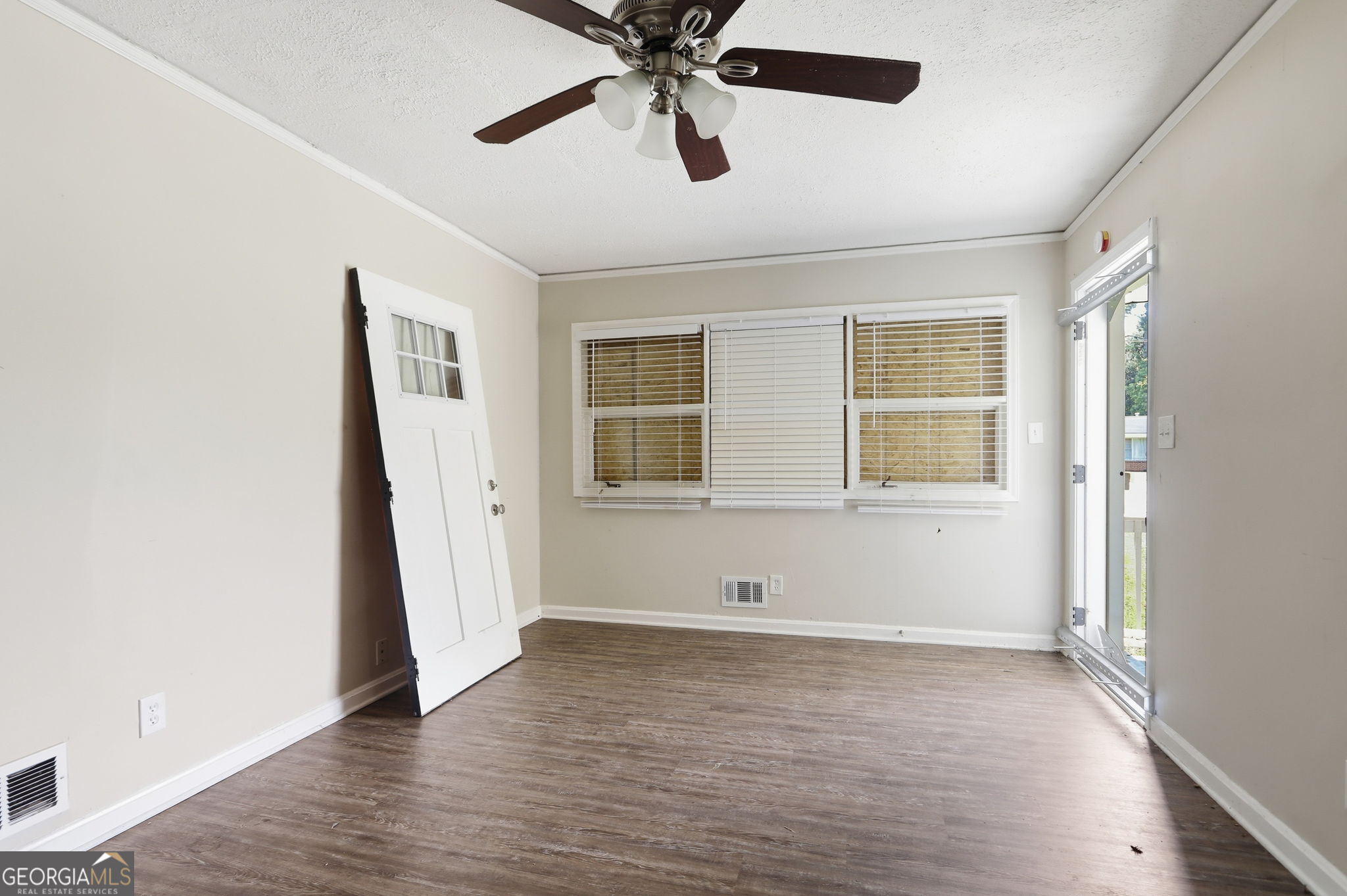 2824 Lynda Place Property Photo 5