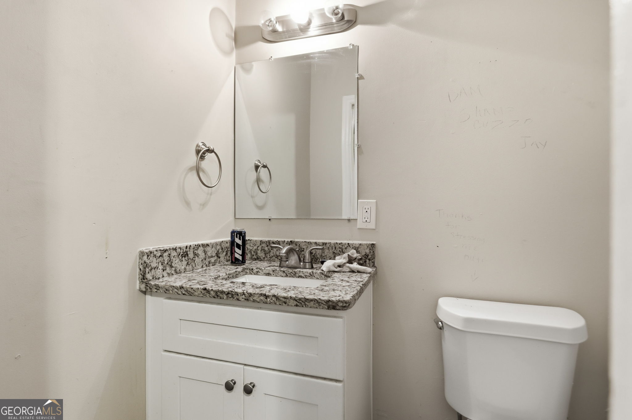 2824 Lynda Place Property Photo 8