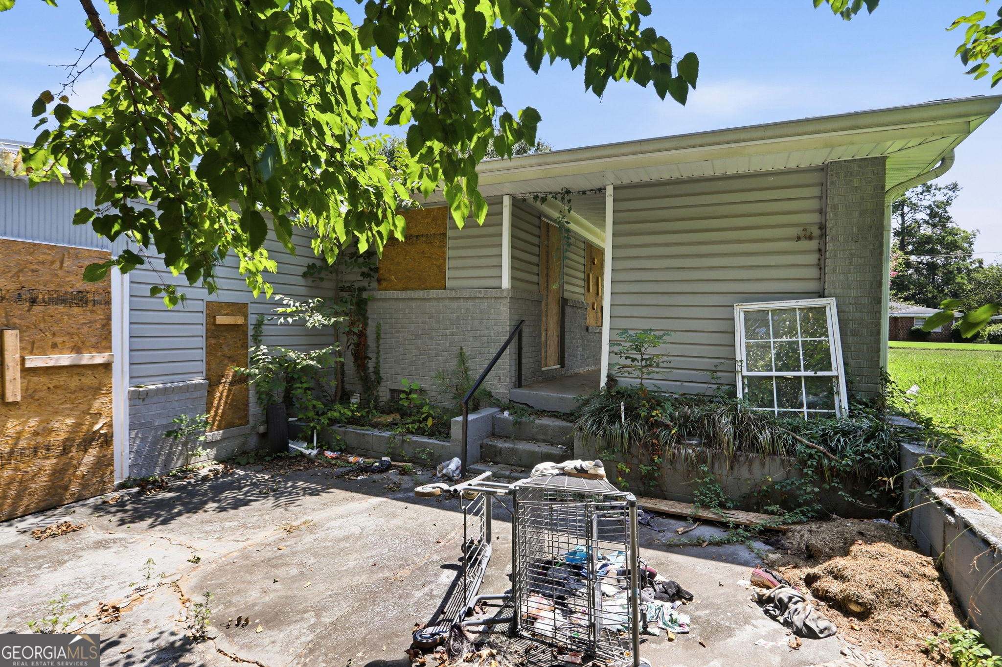 2824 Lynda Place Property Photo 9