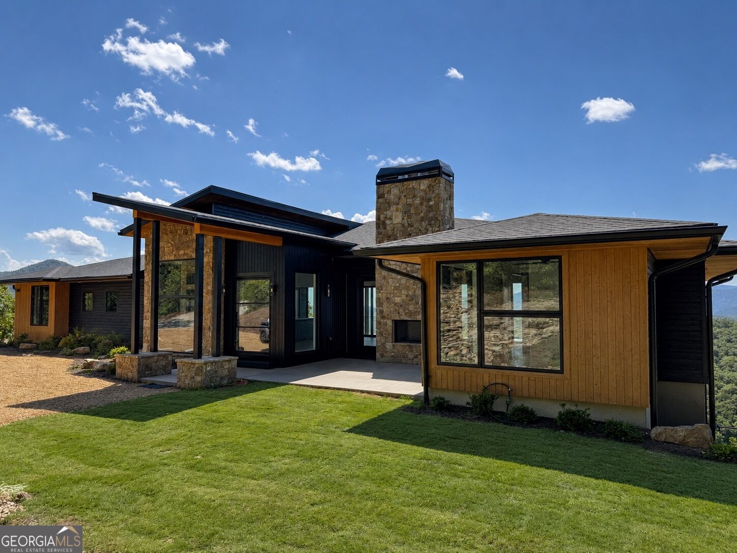831 Sonya Road Property Photo 11