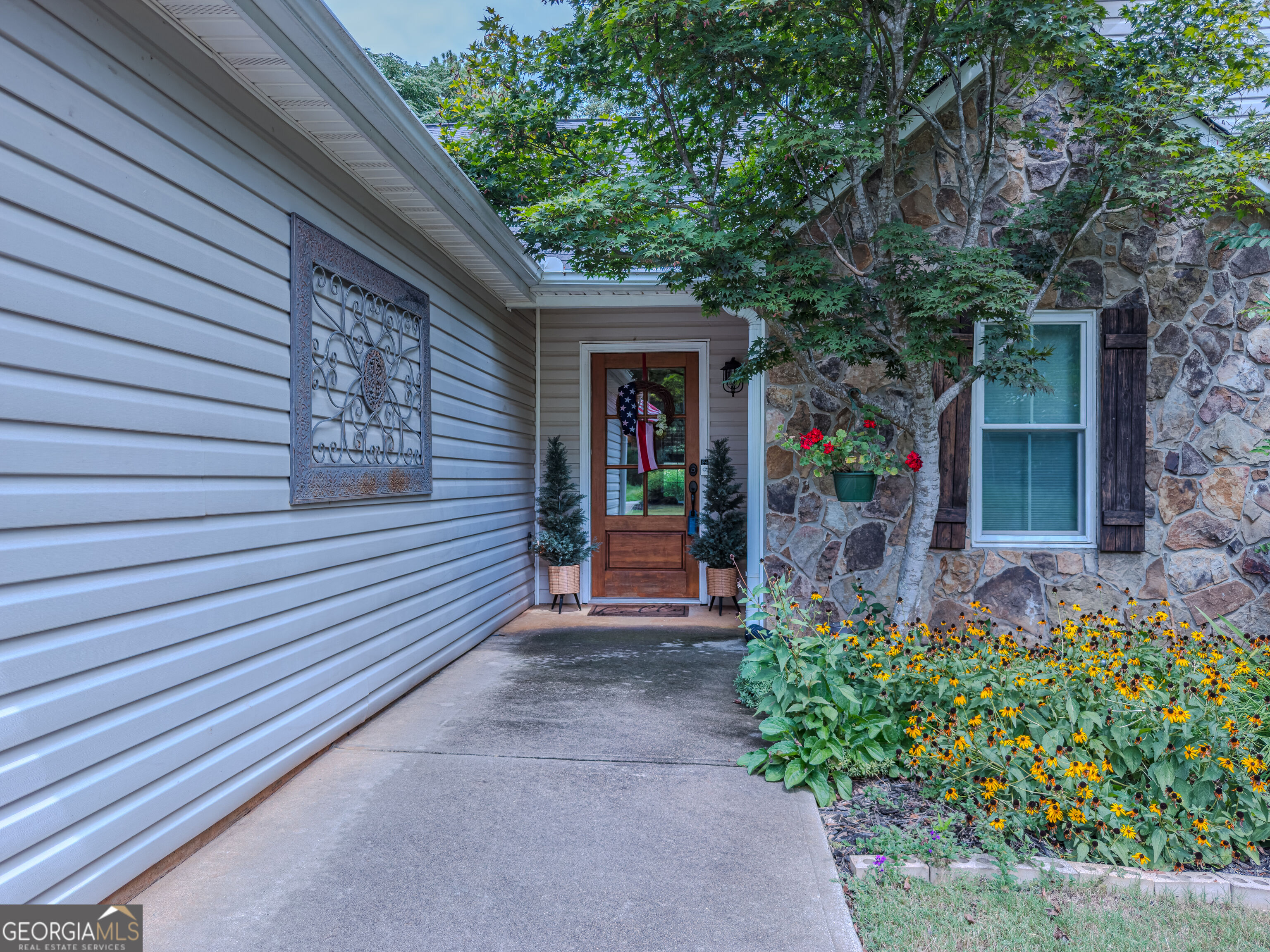 1505 Nunnally Way Property Photo 6
