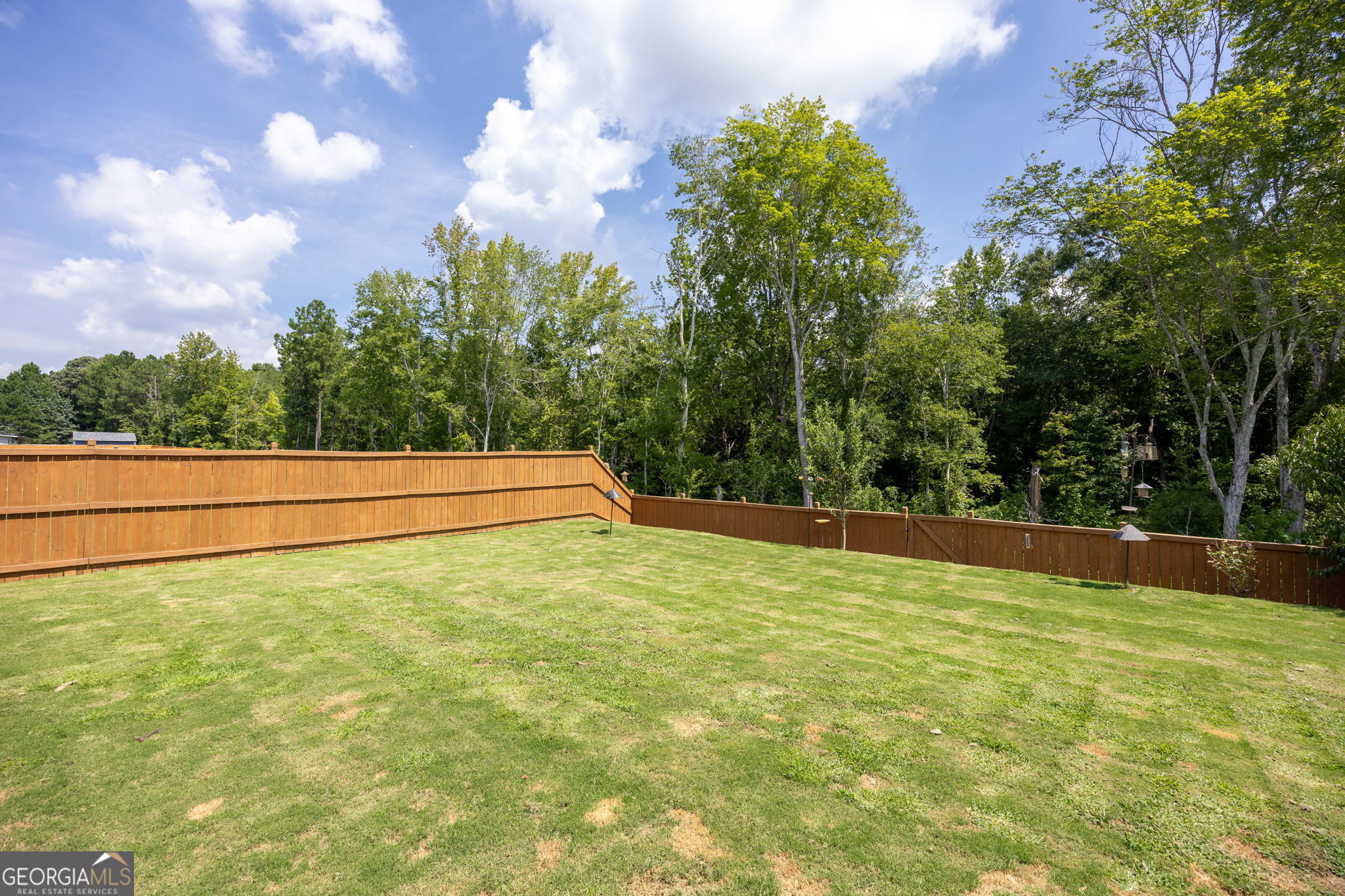 371 Highgrove Way Property Photo 8