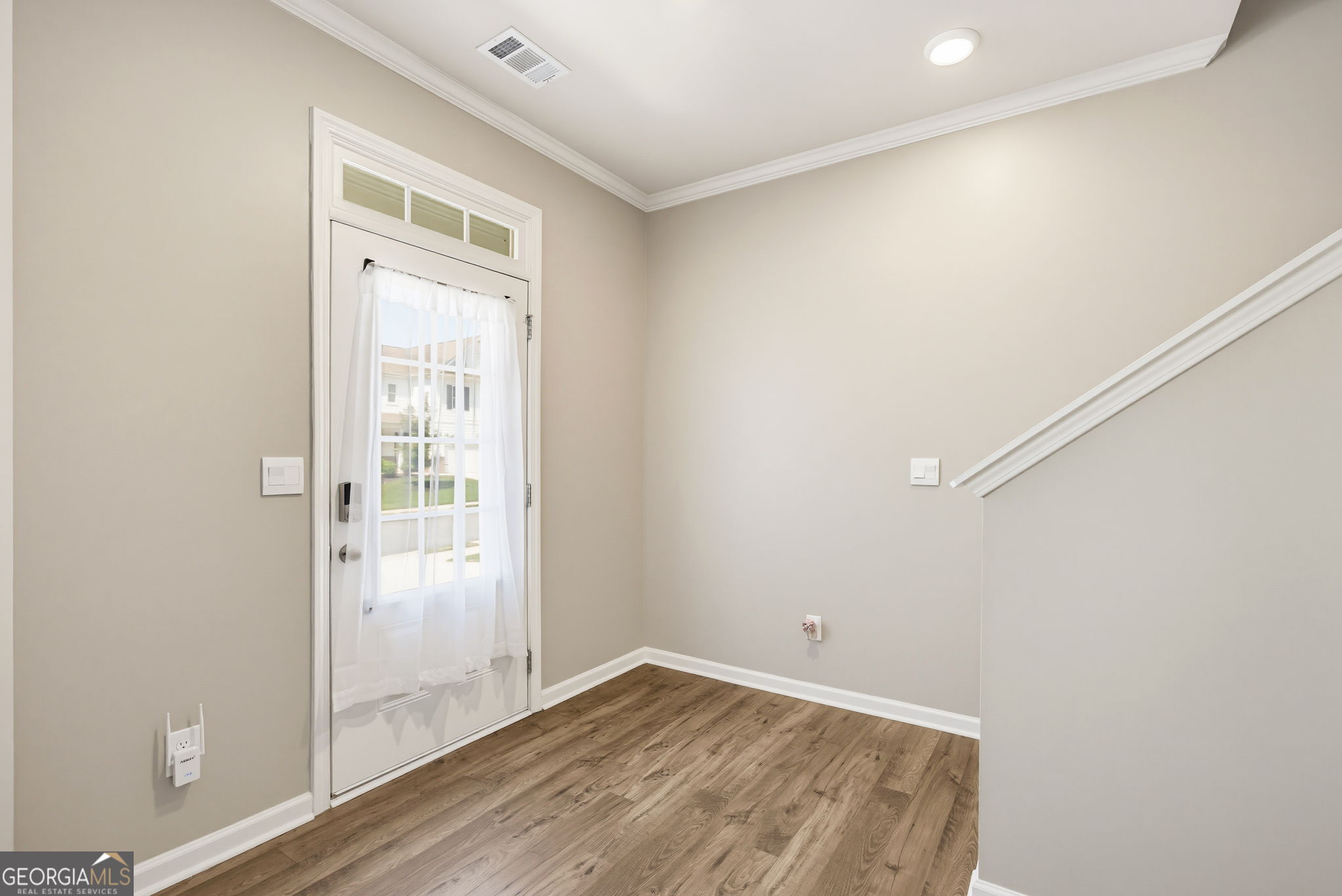 371 Highgrove Way Property Photo 13