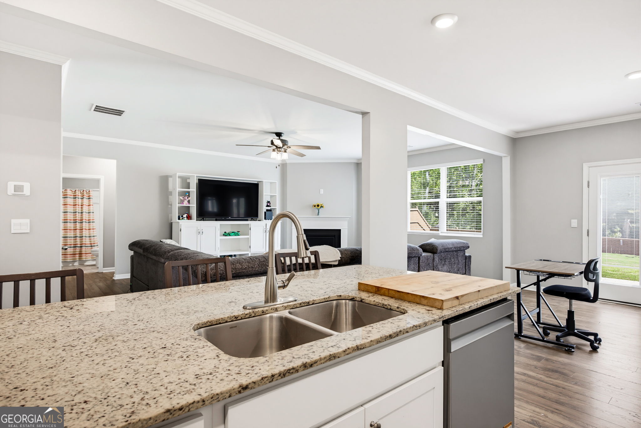371 Highgrove Way Property Photo 15