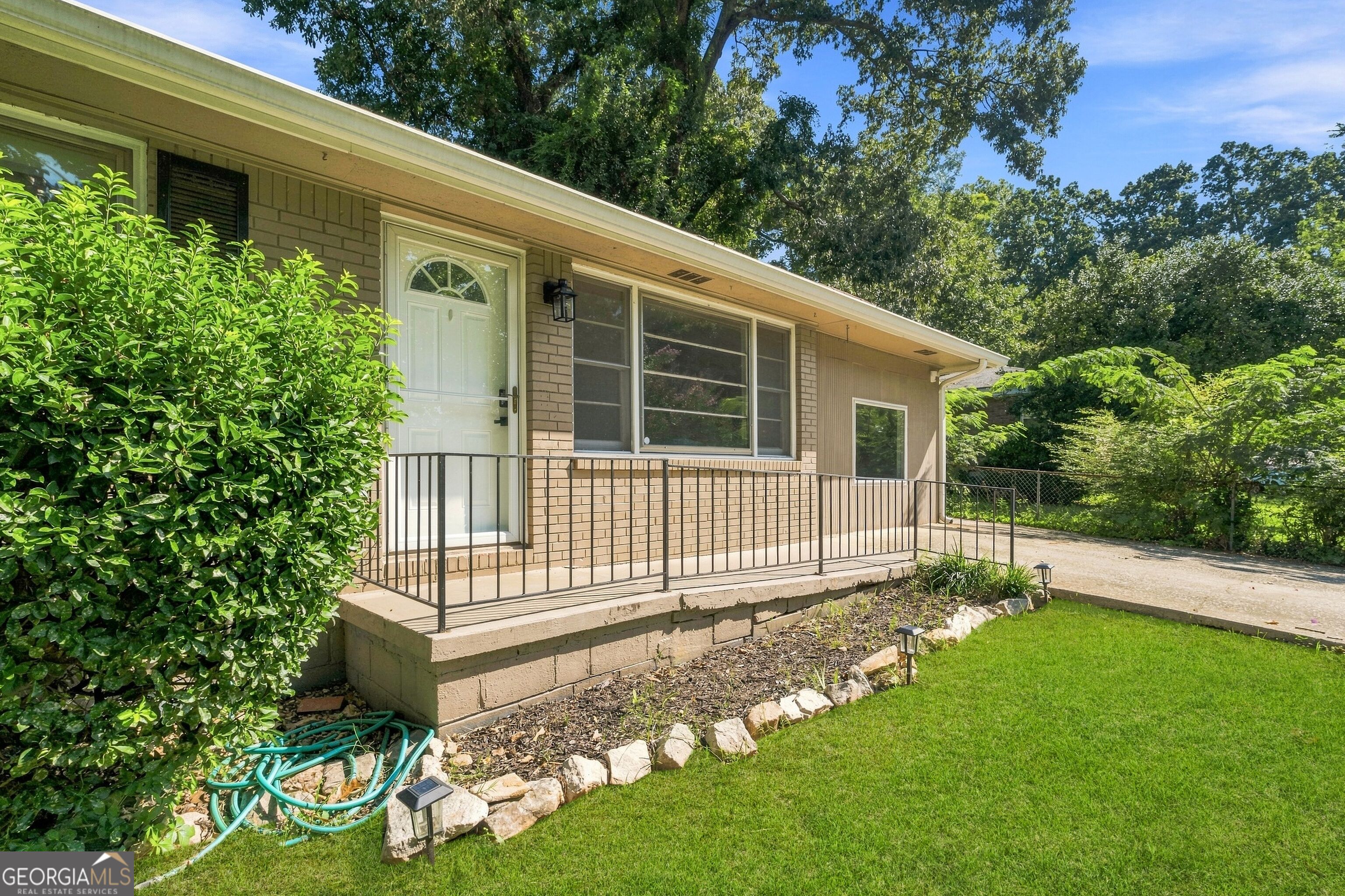 2600 Farn Drive Property Photo 2